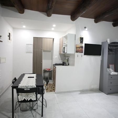 Appartamento Vincent'S House Napoli Esterno foto